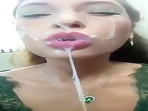 selfie too much cum in her face homemade clip