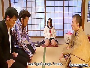 Rui Natsukawa shows his dirty side on the floor