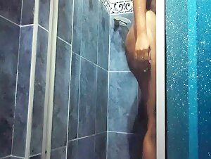 showering Stepmom teasing with her big ass